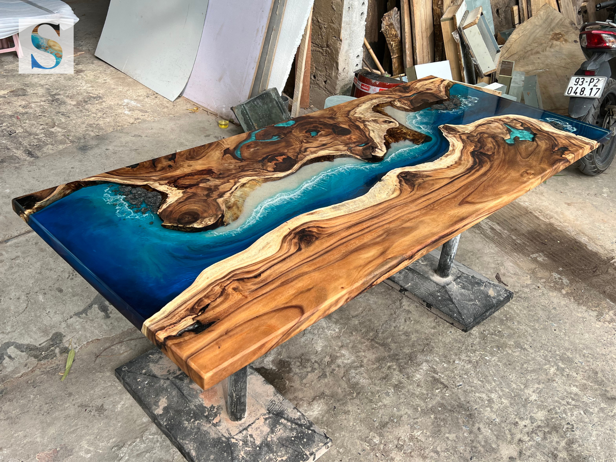 Personalized Ocean Resin Epoxy Table, Handmade Ocean Dining Table, Liv